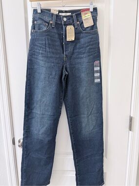 Levi's High-Rise Straight Jeans - Dark Indigo Blue size 28 32” length